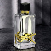 ایو سن لورن لیبره