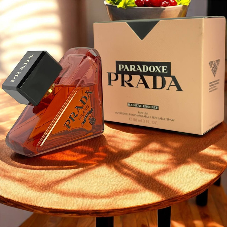 پرادا پارادوکس مدل رادیکال اسنس