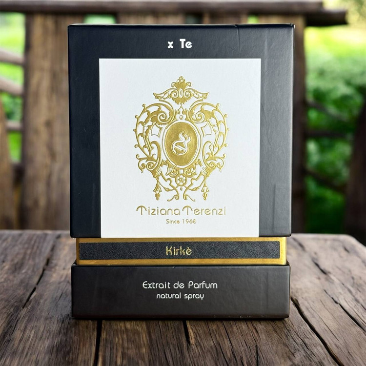 تیزیانا ترنزی مدل کیرکه