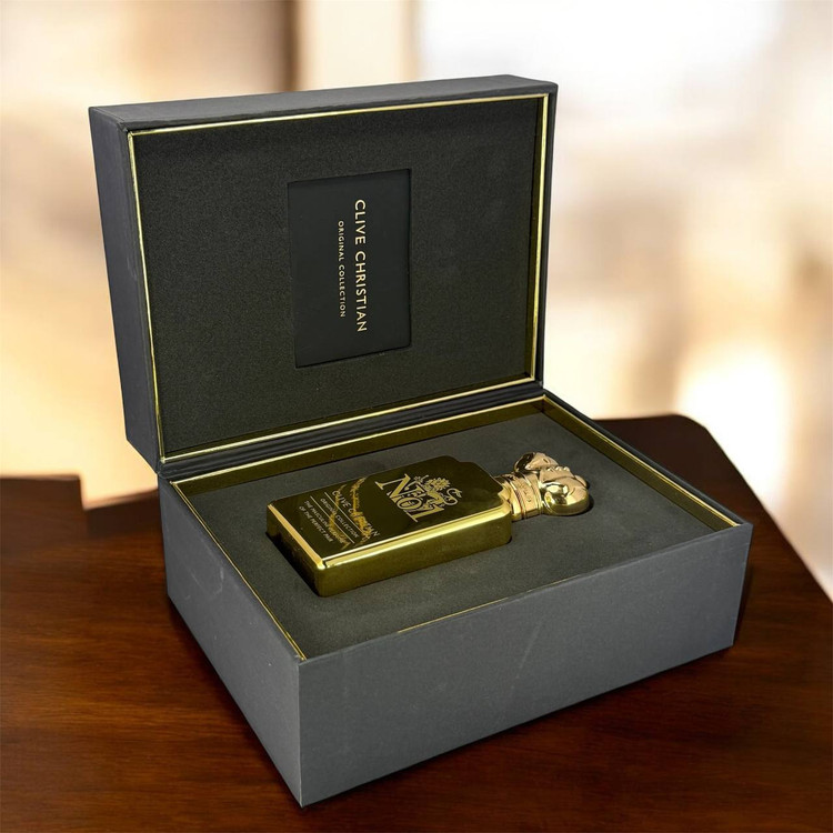 کلایو کریستین مدل نامبر وان