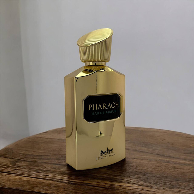 جسیکا توین مدل فرعون